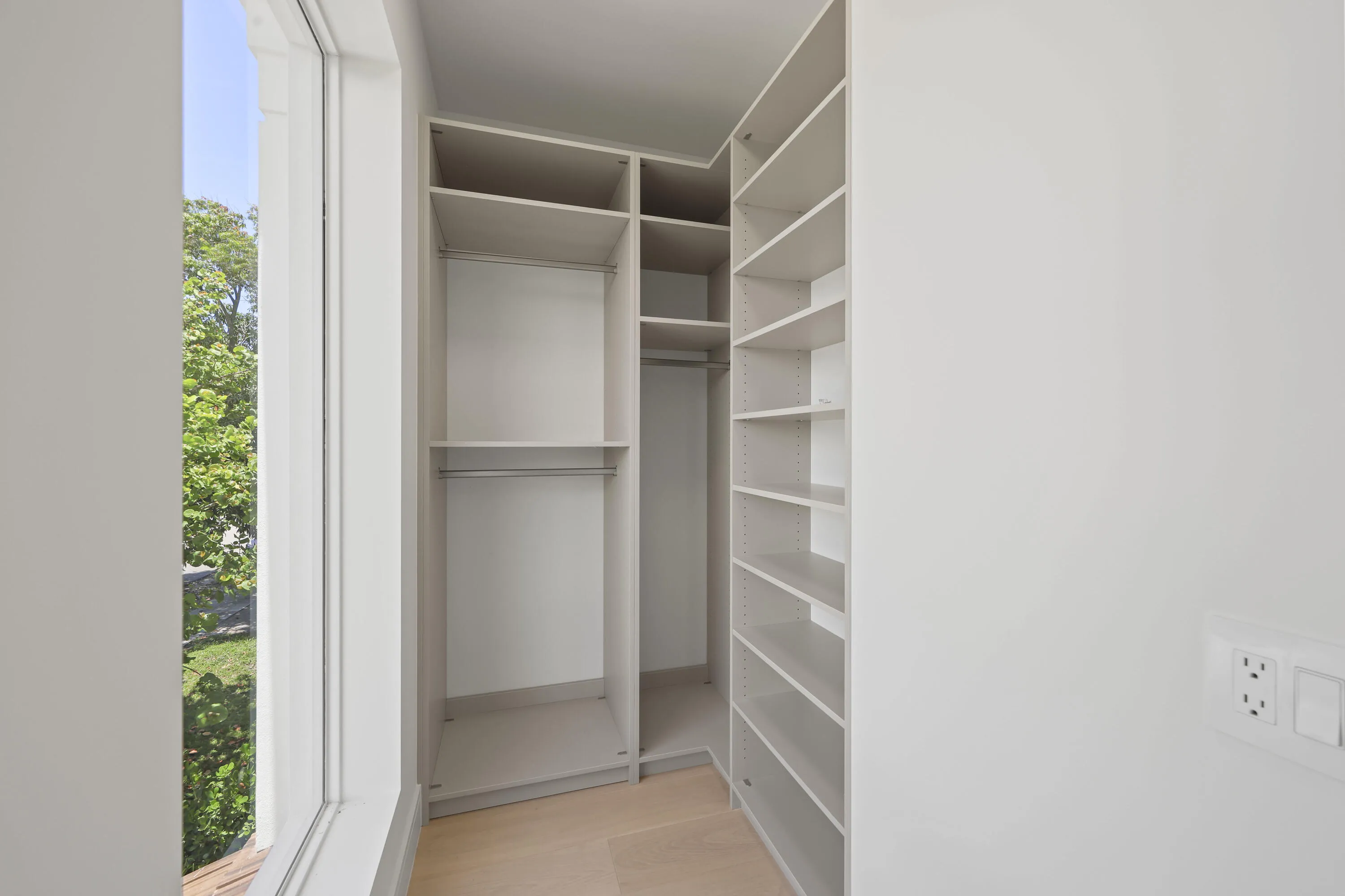519 Southeast 4th Ave - 62.jpg-FULL