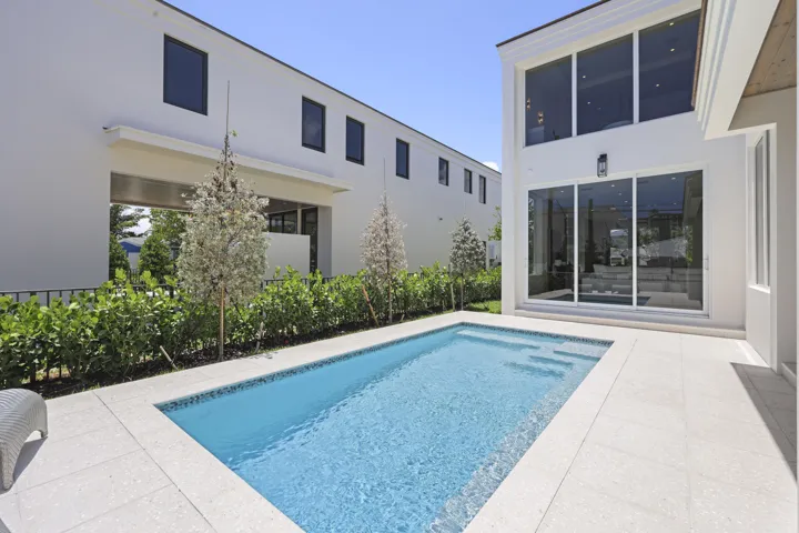 519 Southeast 4th Ave - 49.jpg-FULL
