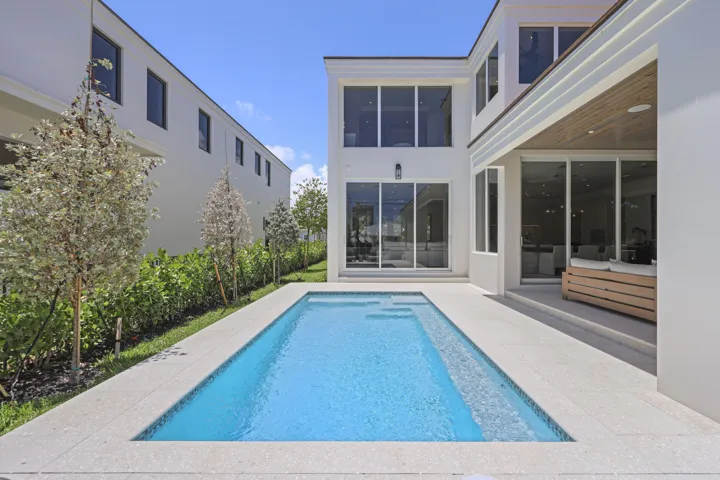519 Southeast 4th Ave - 48.jpg-FULL