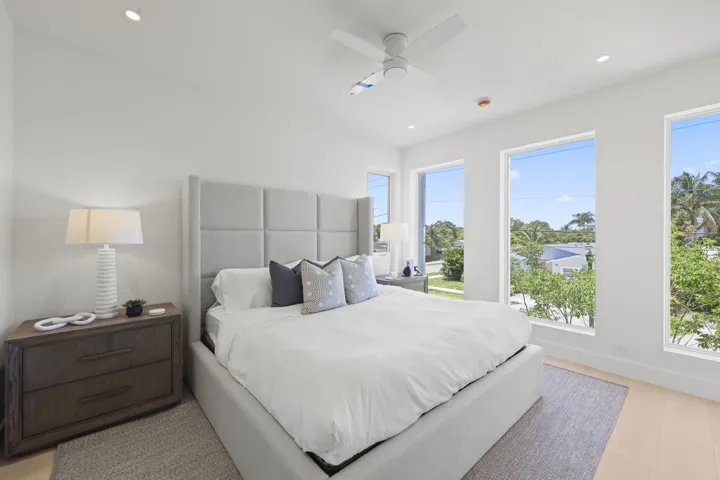519 Southeast 4th Ave - 60.jpg-FULL