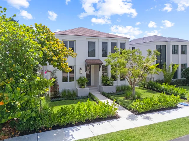 519 Southeast 4th Ave - 2.jpg-FULL