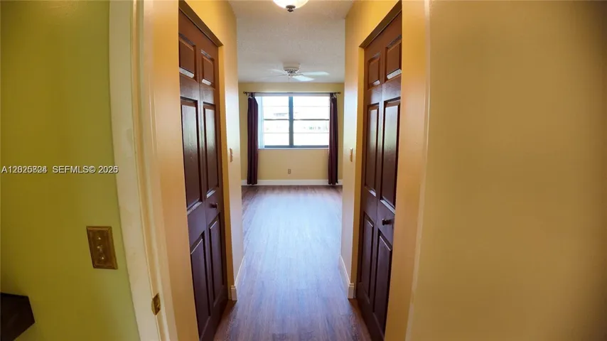 2 Closets.