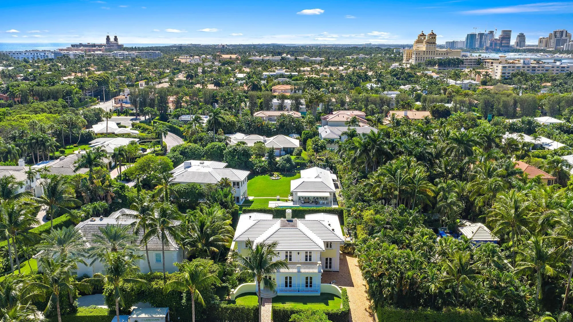 210 Emerald Ln-43
