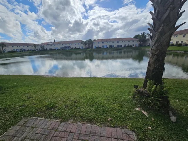 Lake View From unit Isle of Oakland Park