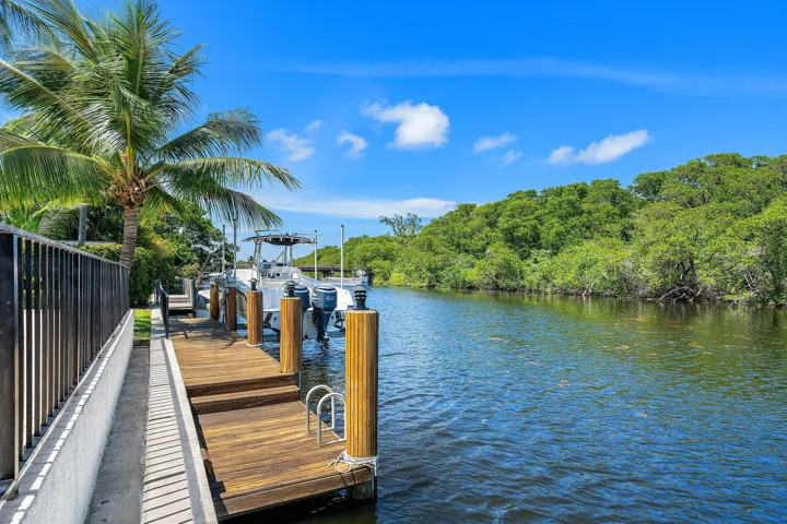 047-763CaminoLakesCircle-BocaRaton-FL-33