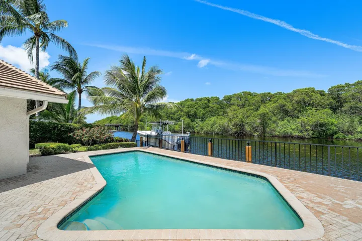 054-763CaminoLakesCircle-BocaRaton-FL-33