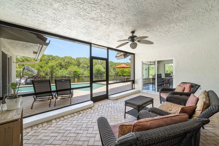 026-763CaminoLakesCircle-BocaRaton-FL-33
