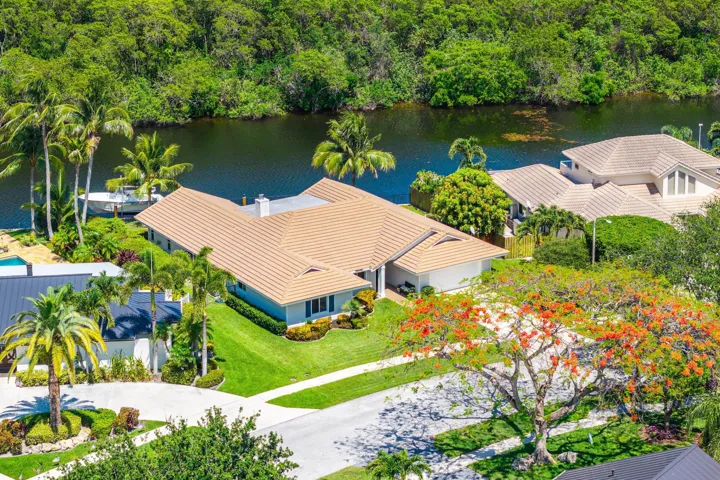 056-763CaminoLakesCircle-BocaRaton-FL-33