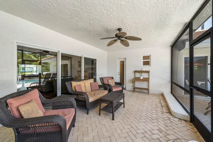 027-763CaminoLakesCircle-BocaRaton-FL-33