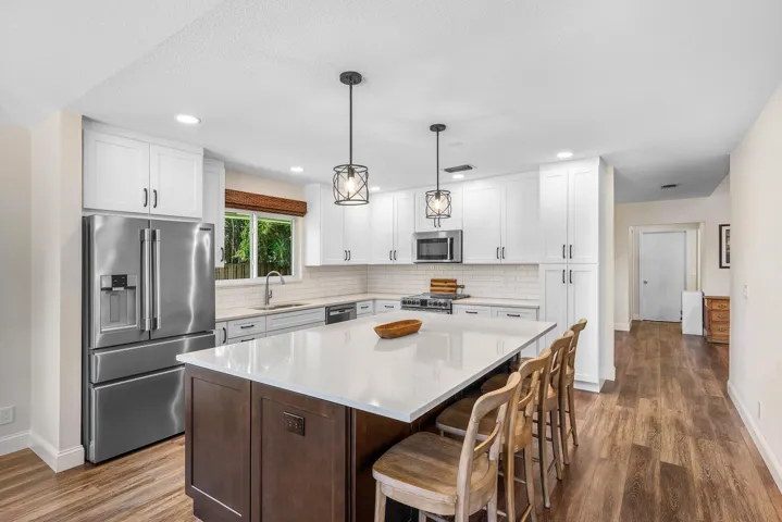 018-763CaminoLakesCircle-BocaRaton-FL-33