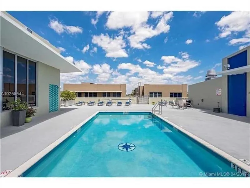 roof top pool
