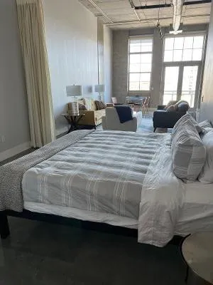 open bedroom plan