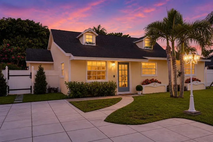 7416 Overlook Twilight 3