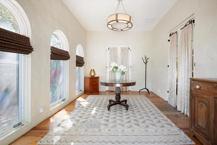 06-Akerstrom-704 SE 8th St-5-3