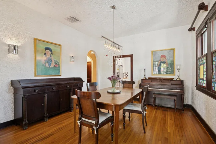 13-Akerstrom-704 SE 8th St-11