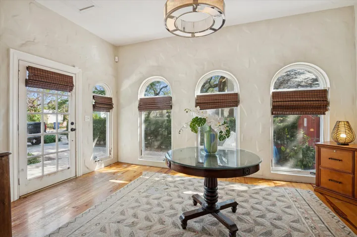 08-Akerstrom-704 SE 8th St-6