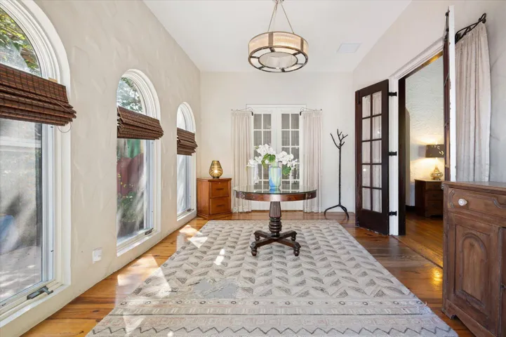 07-Akerstrom-704 SE 8th St-5
