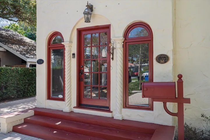 03-Akerstrom-704 SE 8th St-3