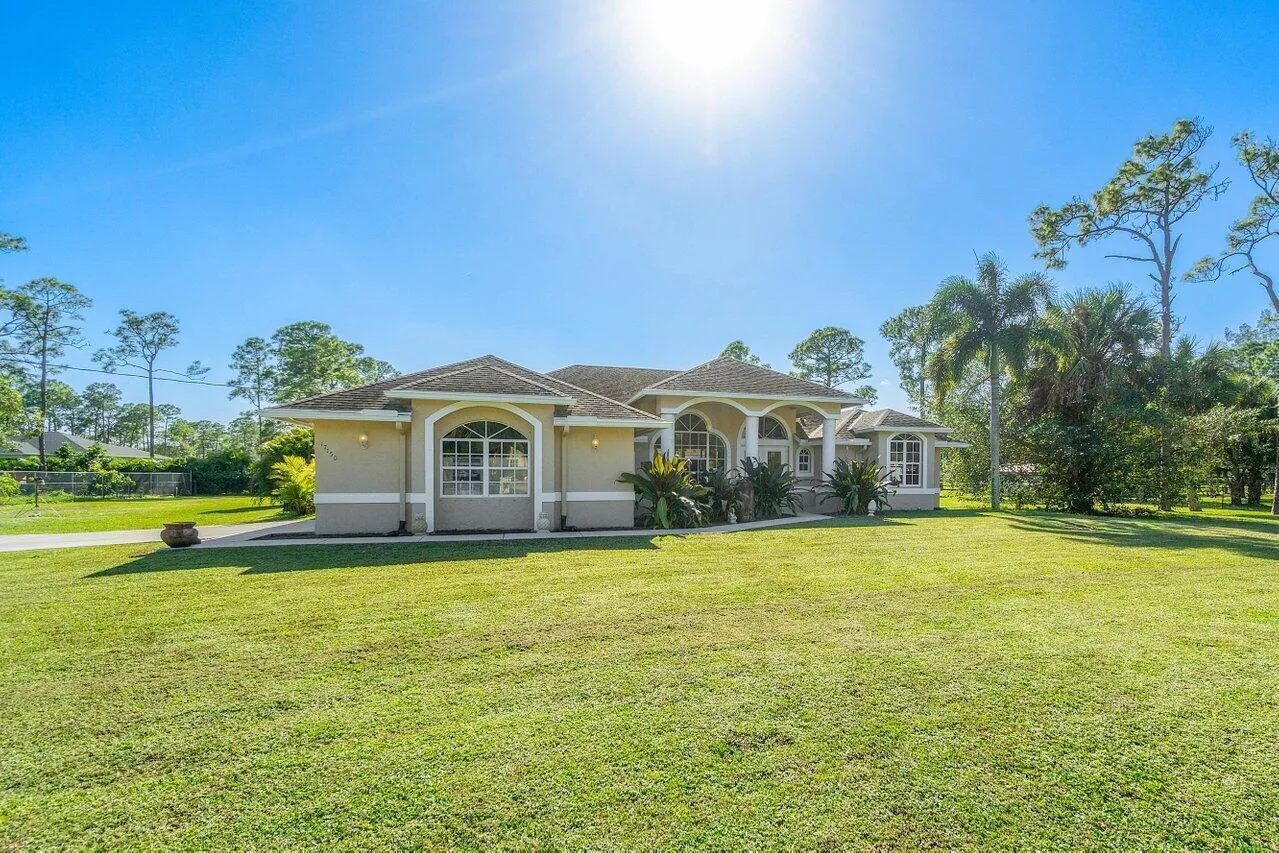 003-1715089thPlaceNorth-Loxahatchee-FL-3