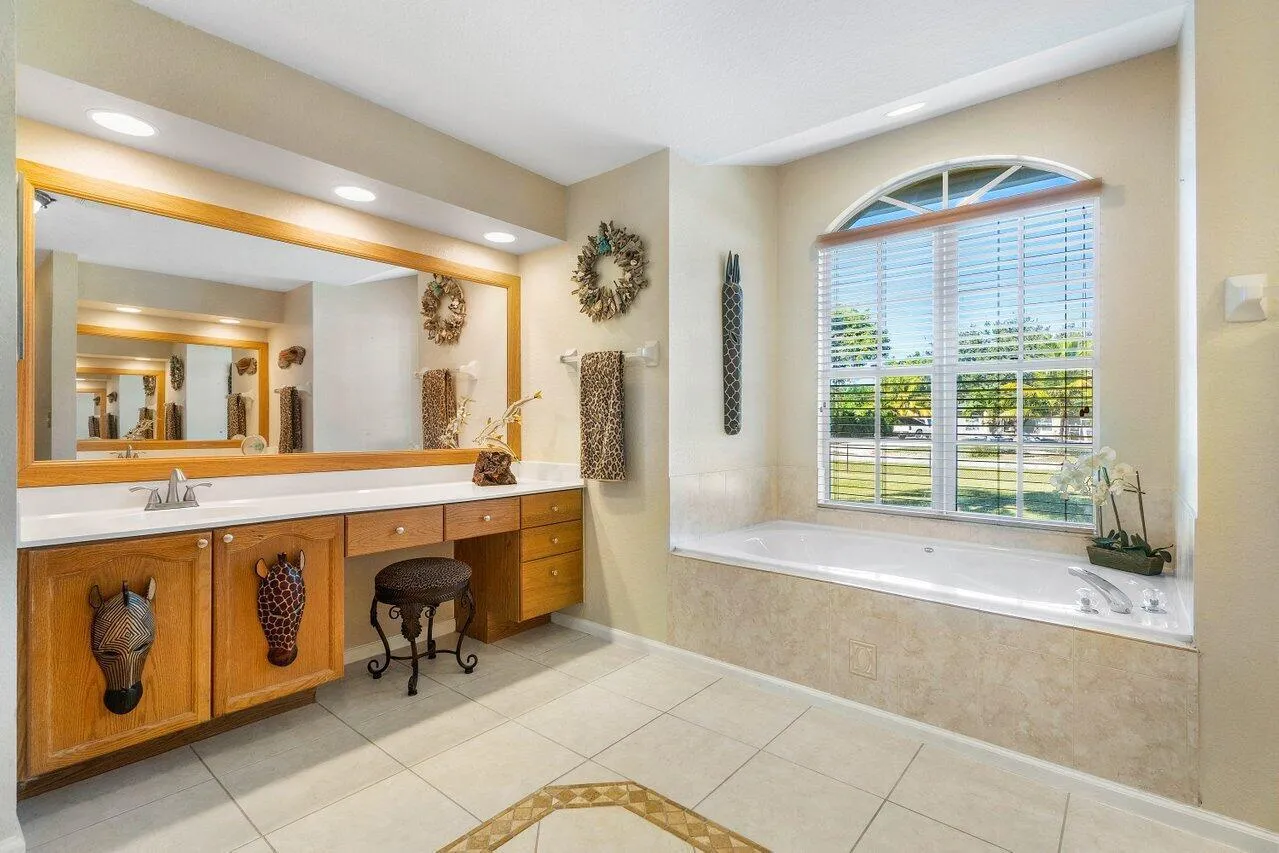 025-1715089thPlaceNorth-Loxahatchee-FL-3