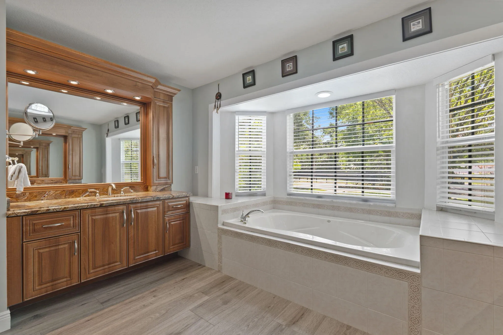 77-web-or-mls-DSC04999