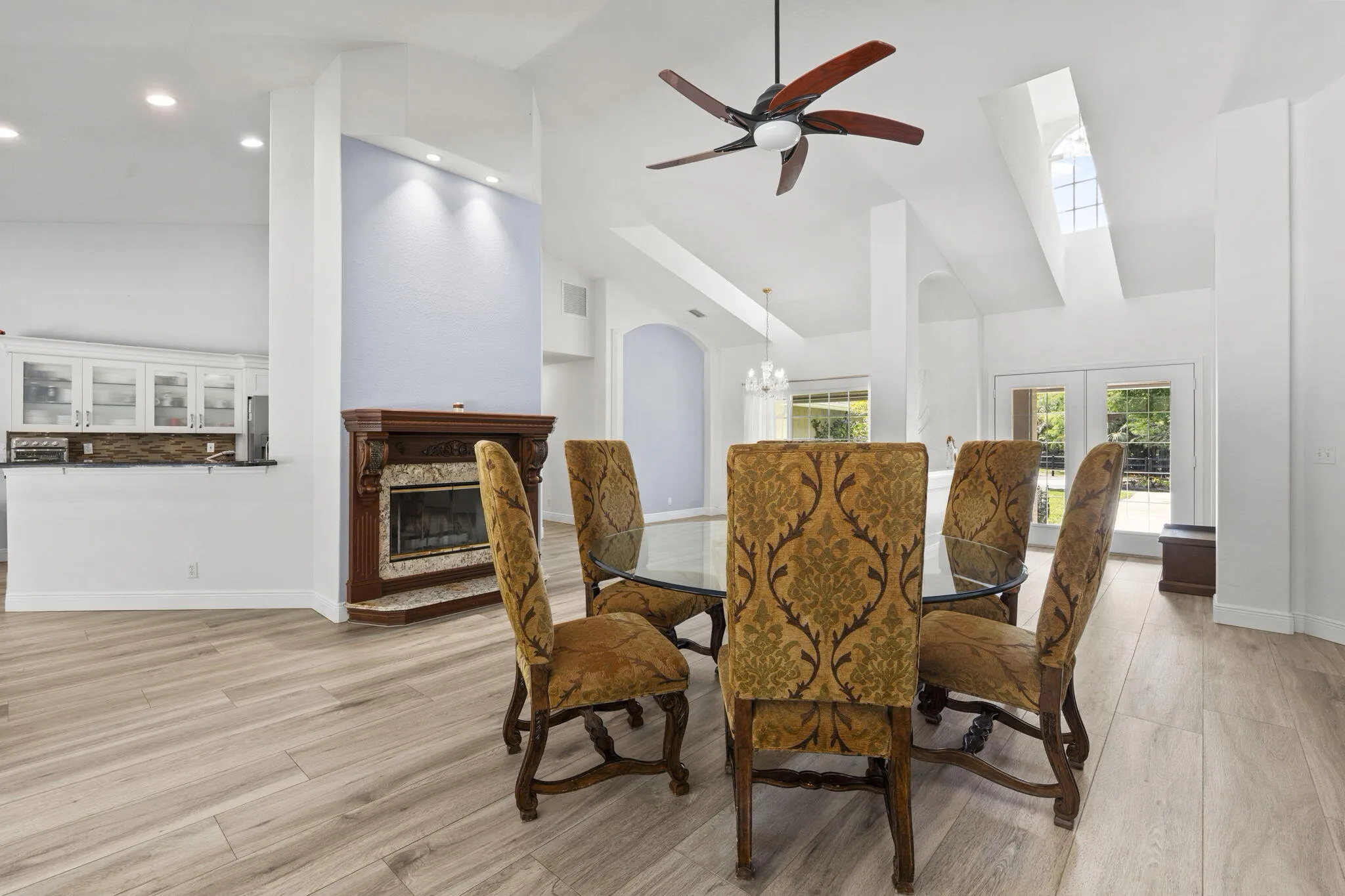 70-web-or-mls-DSC05055