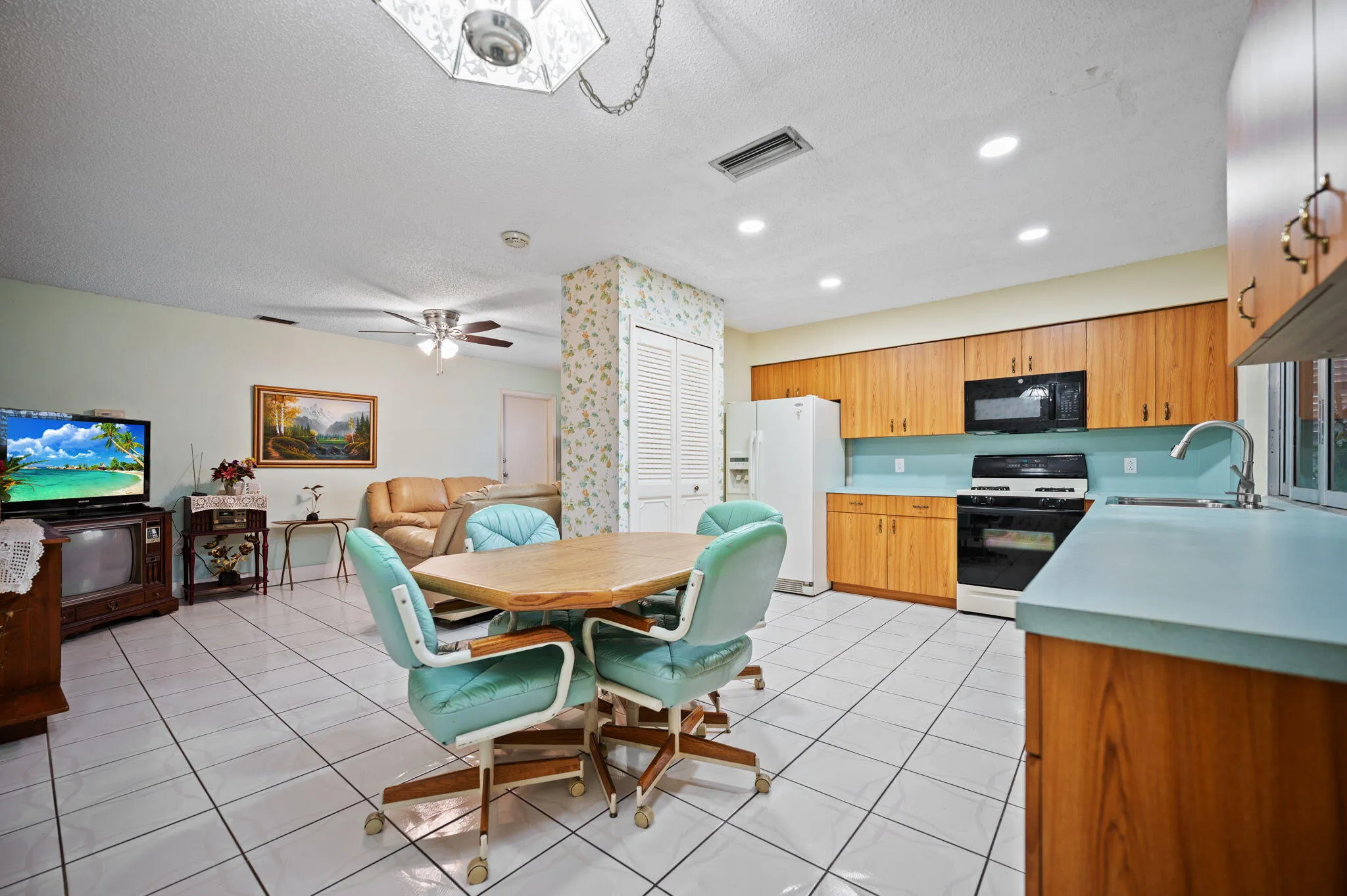 10-web-or-mls-4245-nw-115th-ave