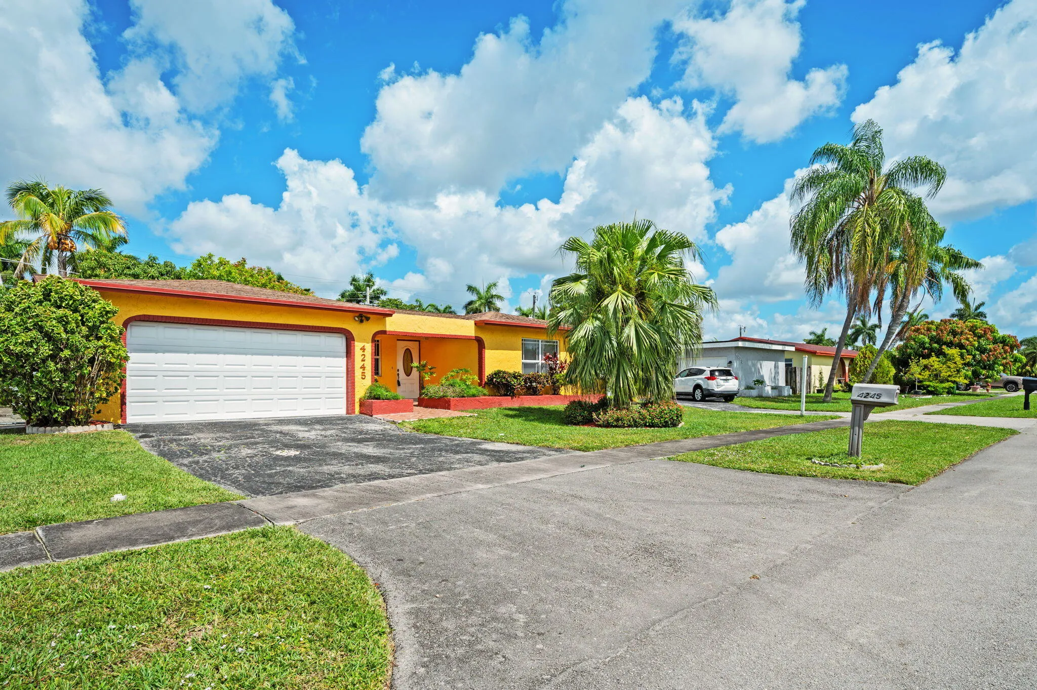 2-web-or-mls-4245-nw-115th-ave