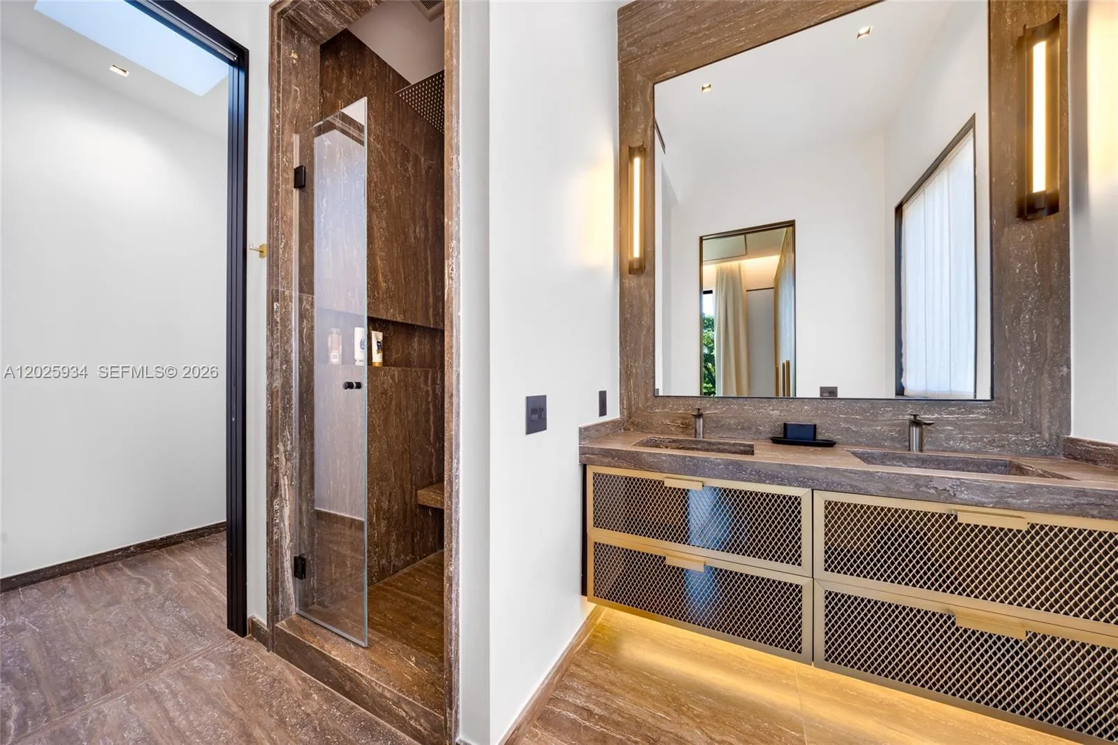 Property photo 64