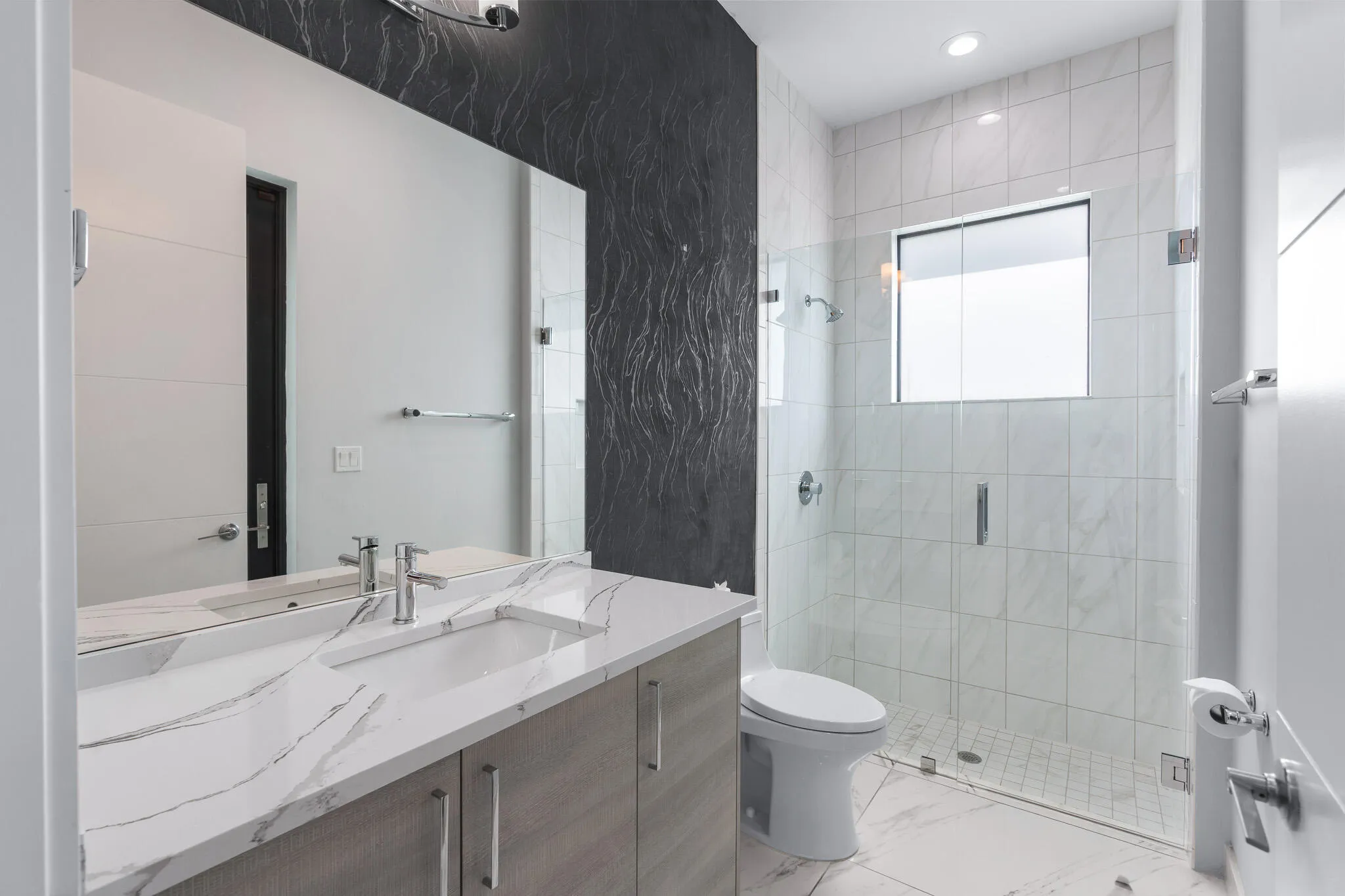 cabana full bathroom