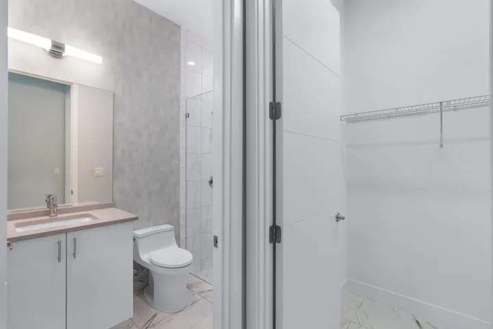 guest bathroom 2