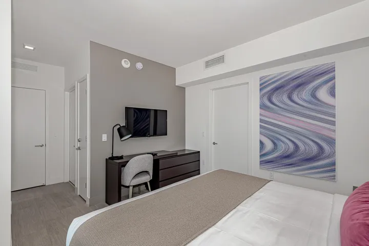 Main Room 4