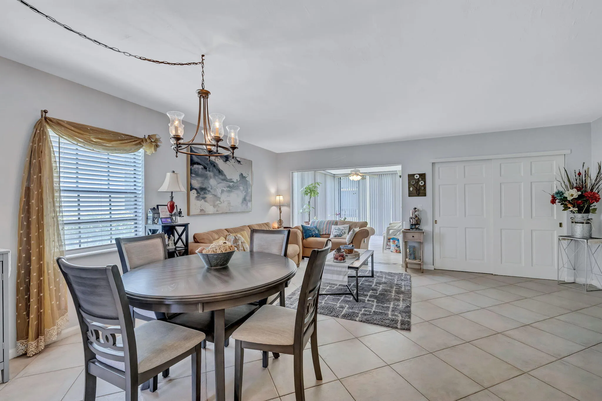 Open Living/ Dining