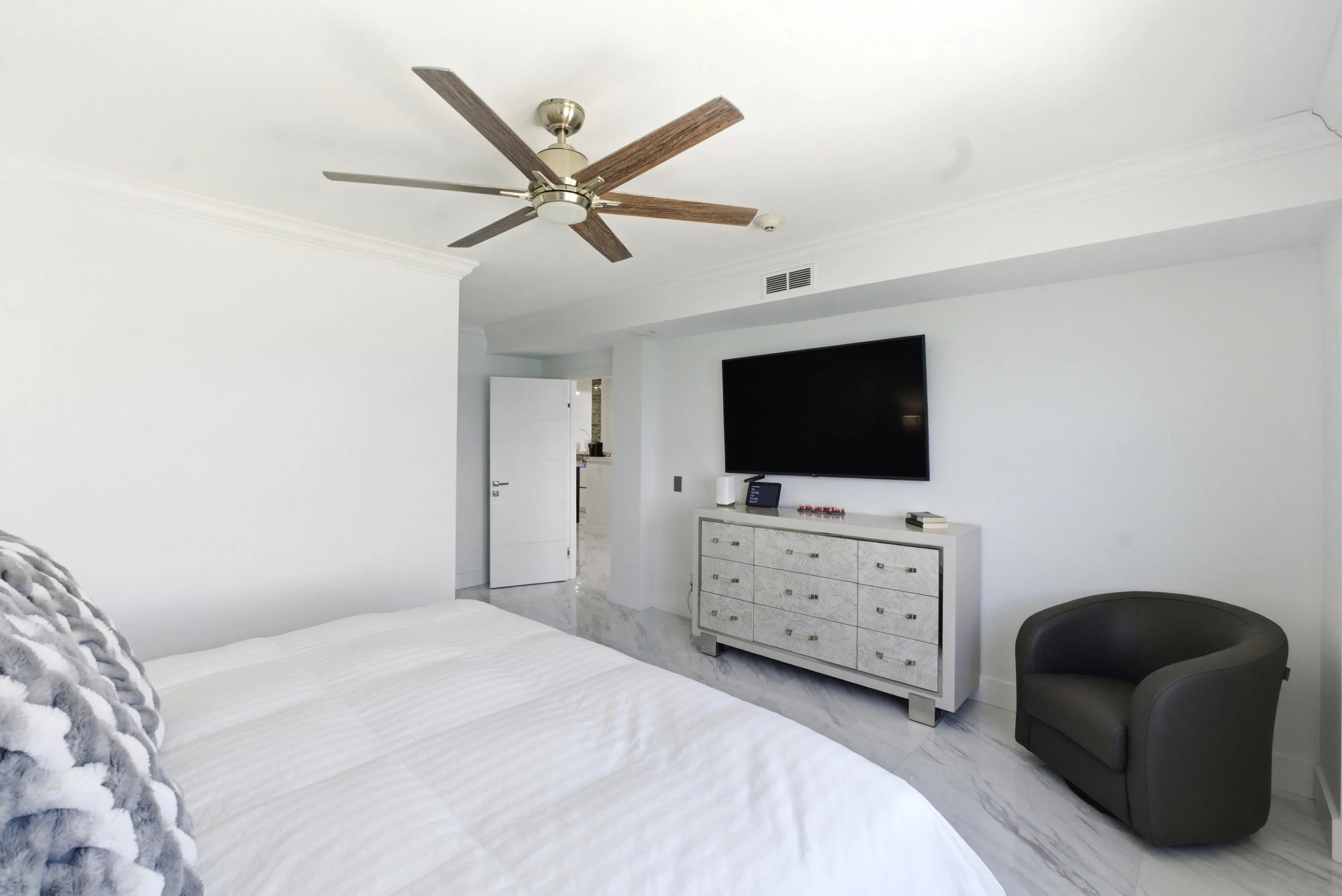 1500 S Ocean Blvd Ph2_032