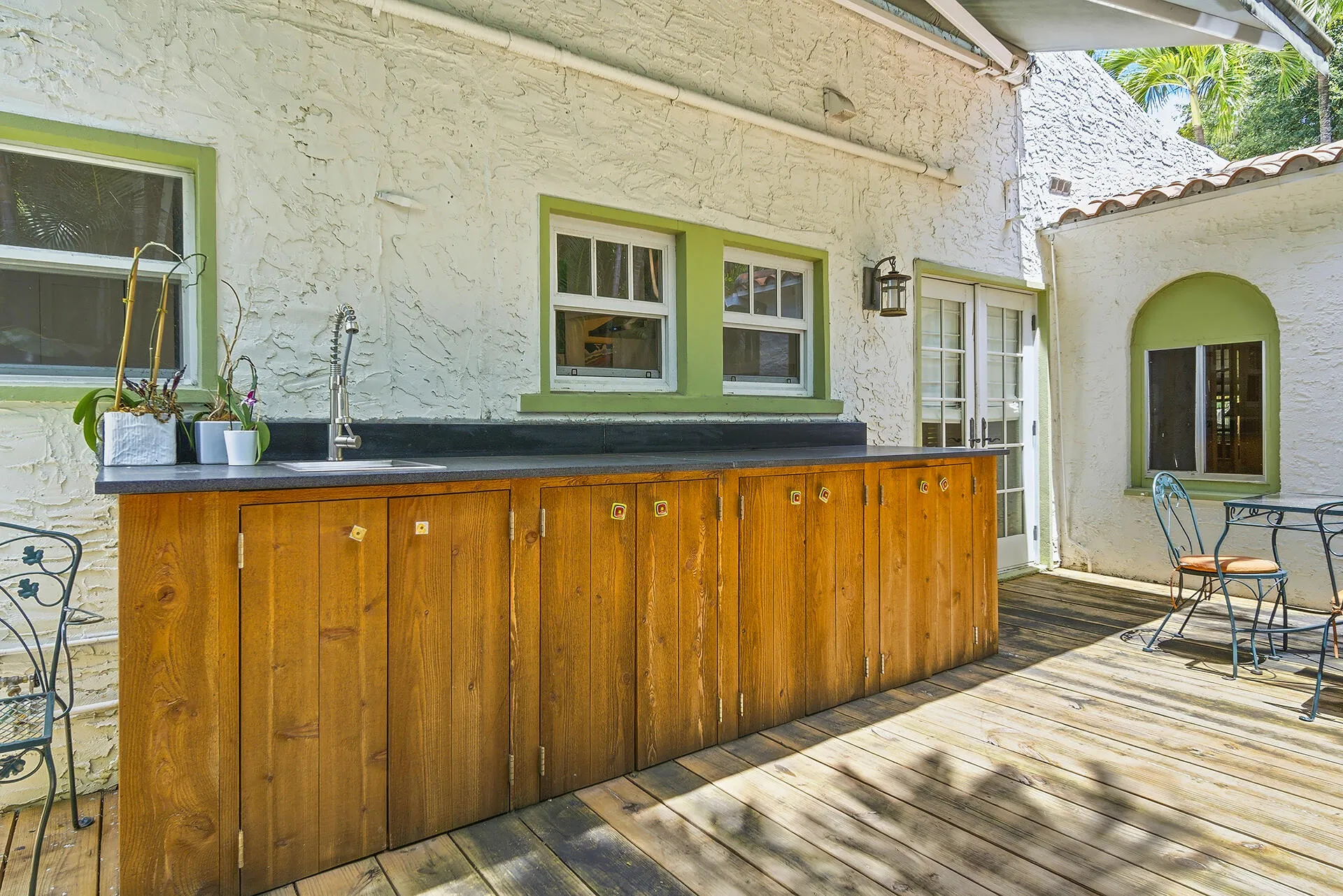 Summer Kitchen