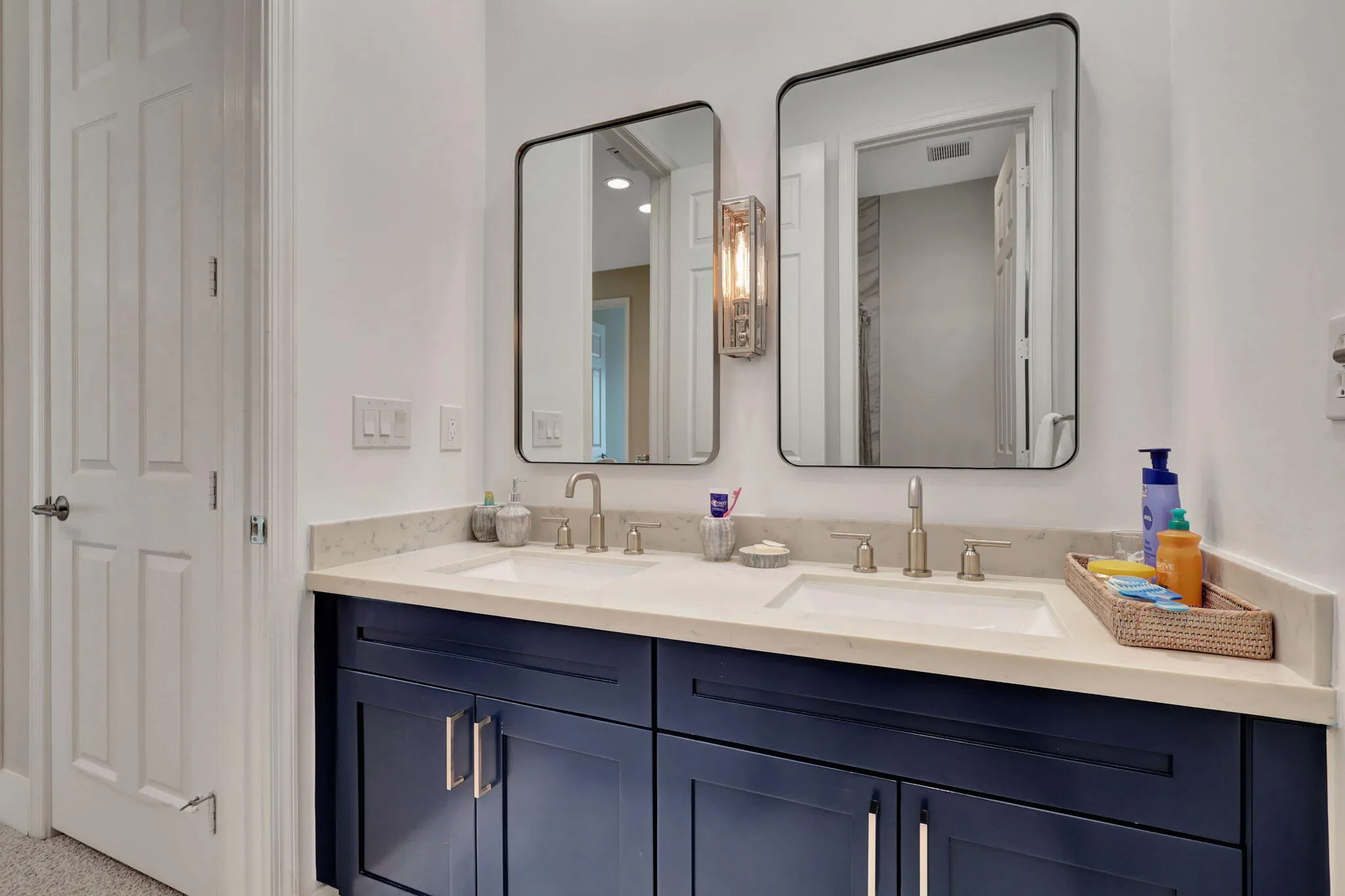 40-web-or-mls-11615Paradise_191