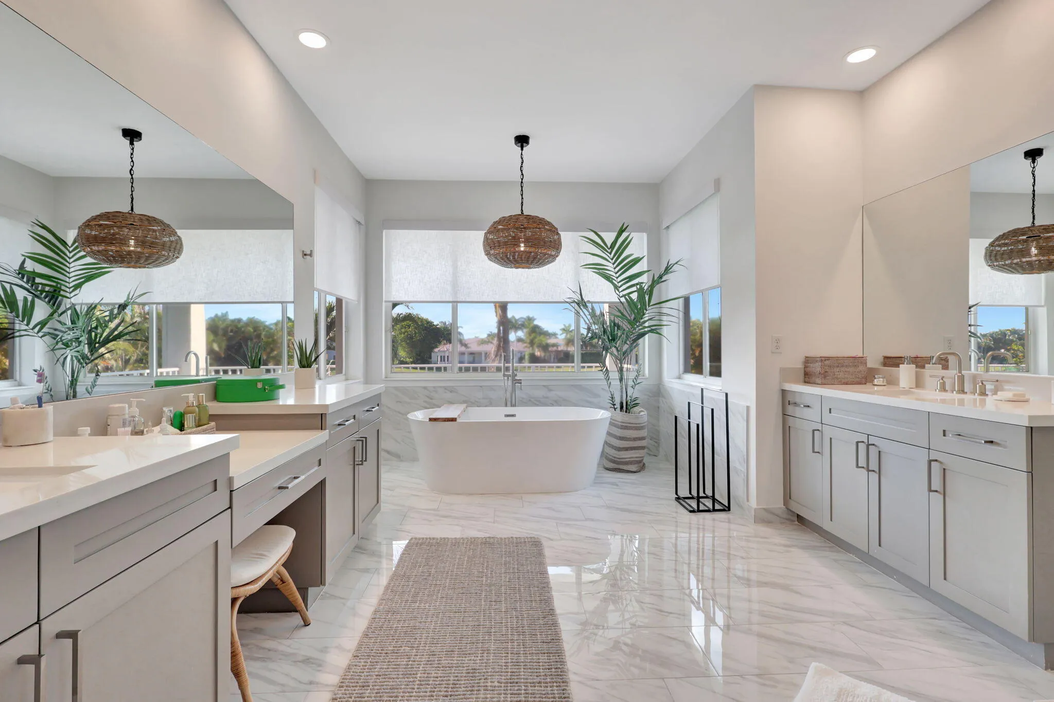 44-web-or-mls-11615Paradise_211