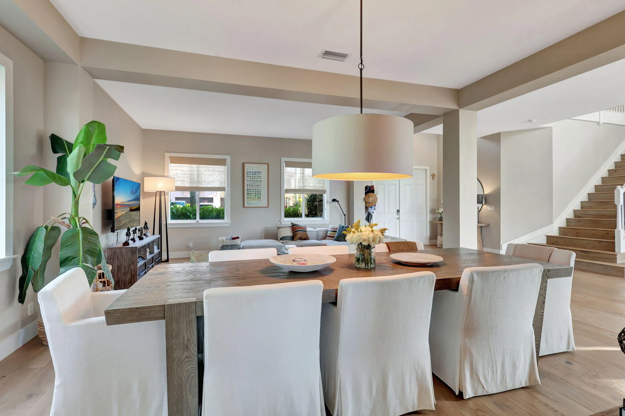 8-web-or-mls-11615Paradise_31