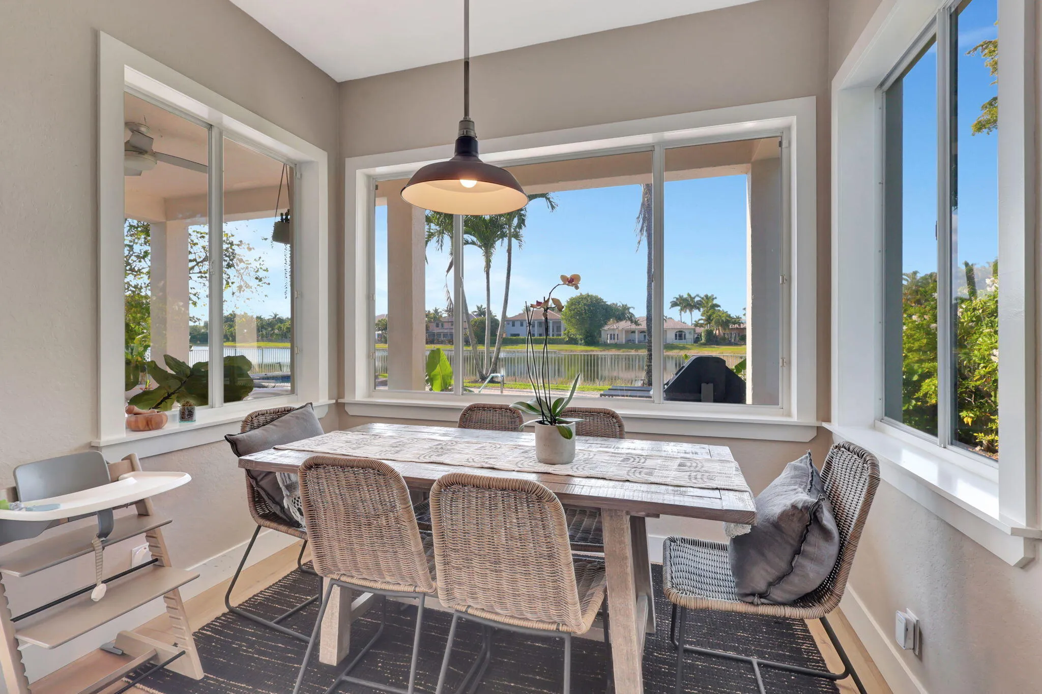 20-web-or-mls-11615Paradise_91