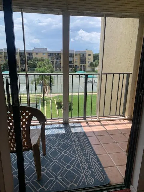 balcony