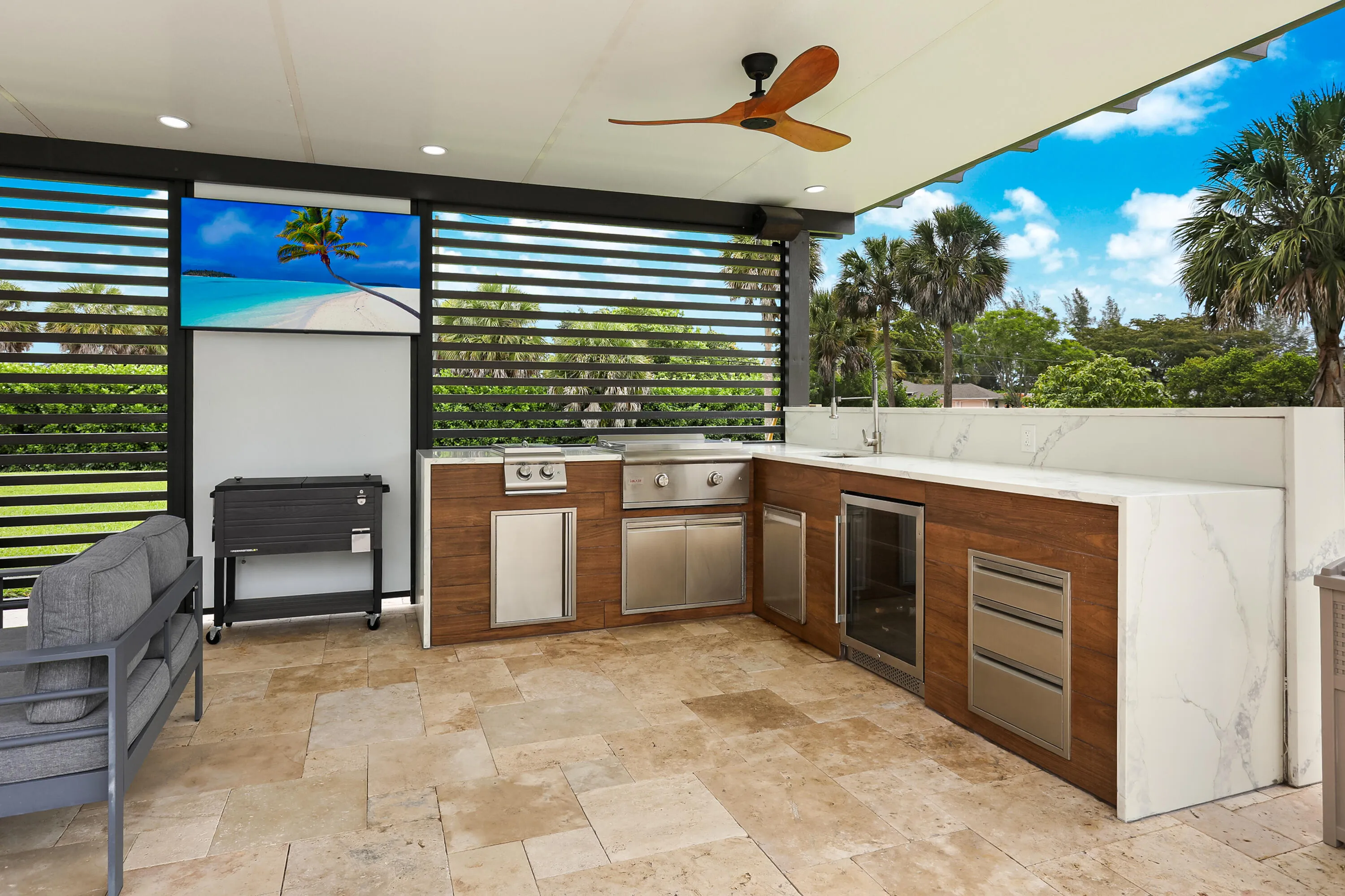Outdoor Kitchen