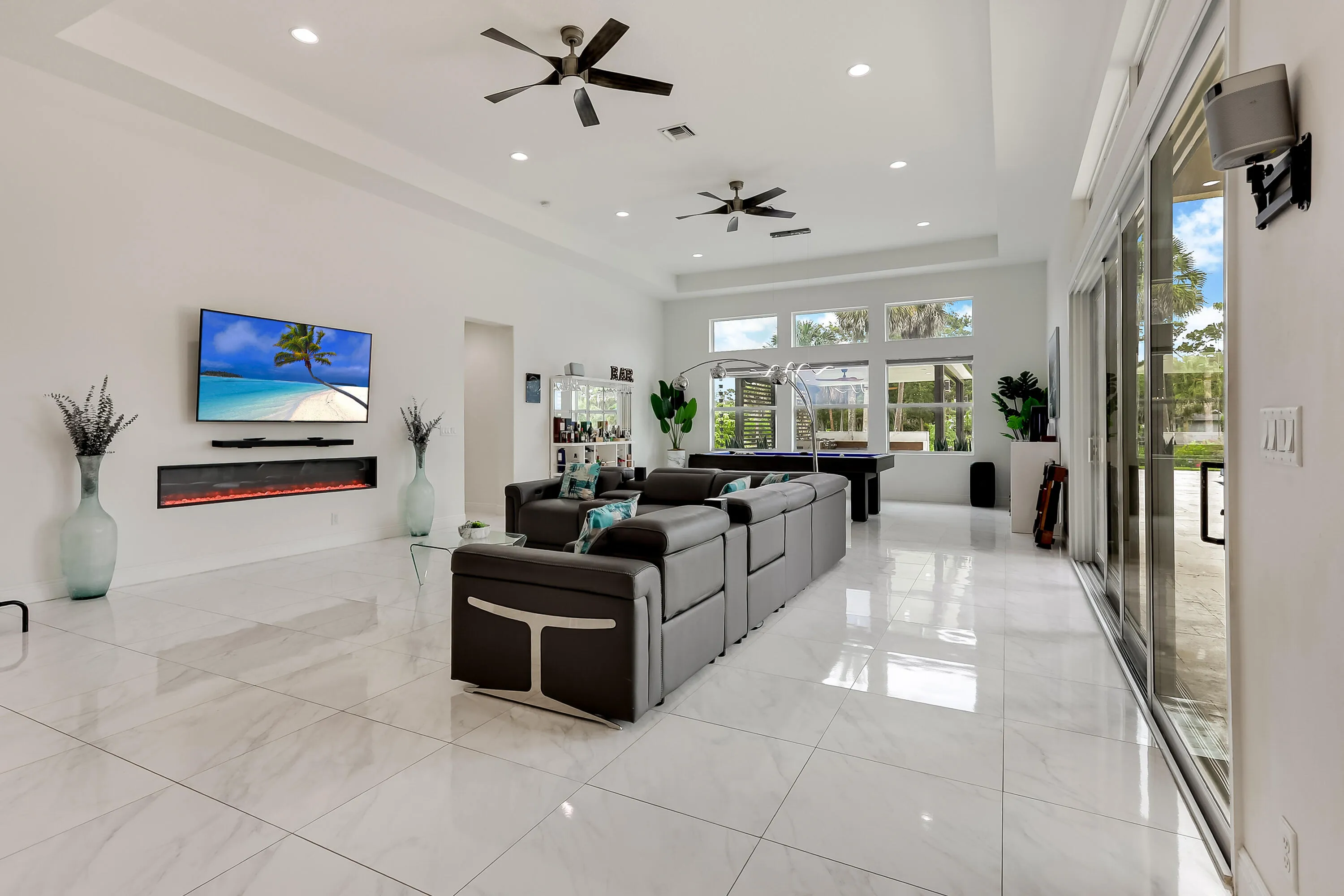 Living room 2