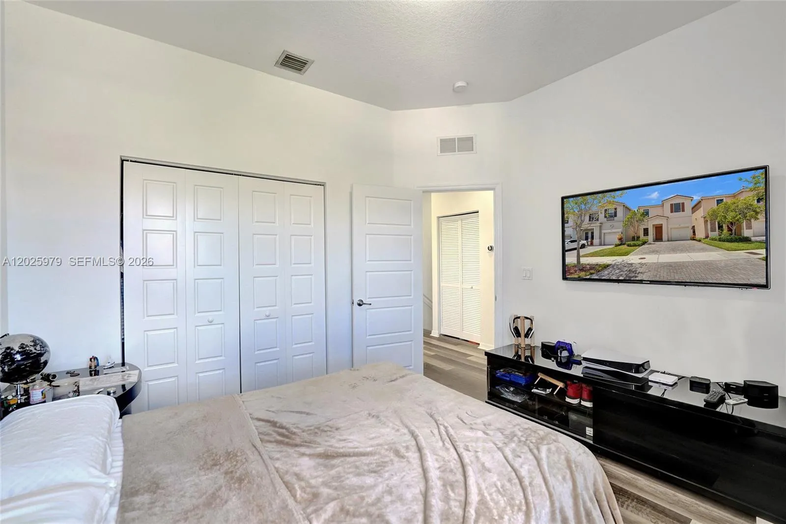 Property photo 63