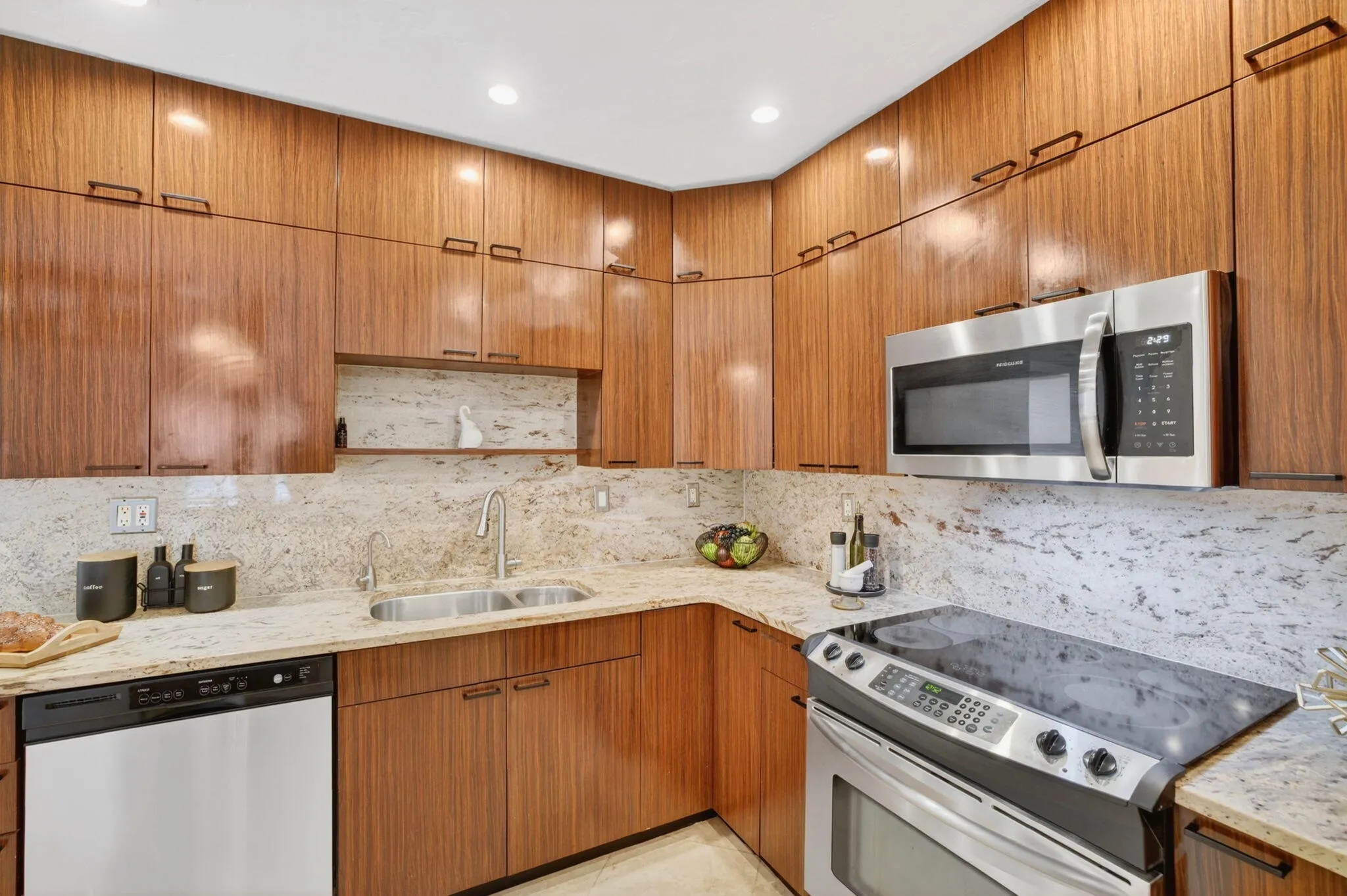13 Kitchen