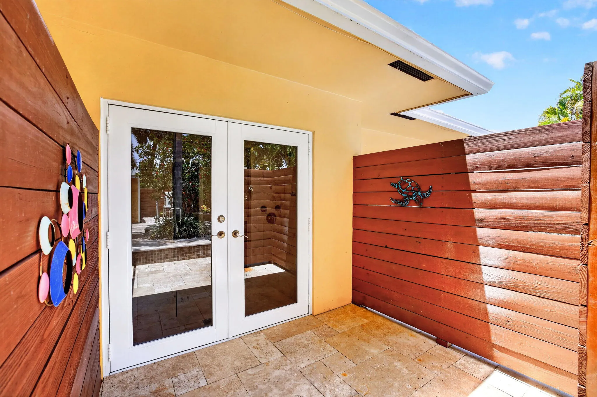 38 Primary Ensuite Privacy Patio