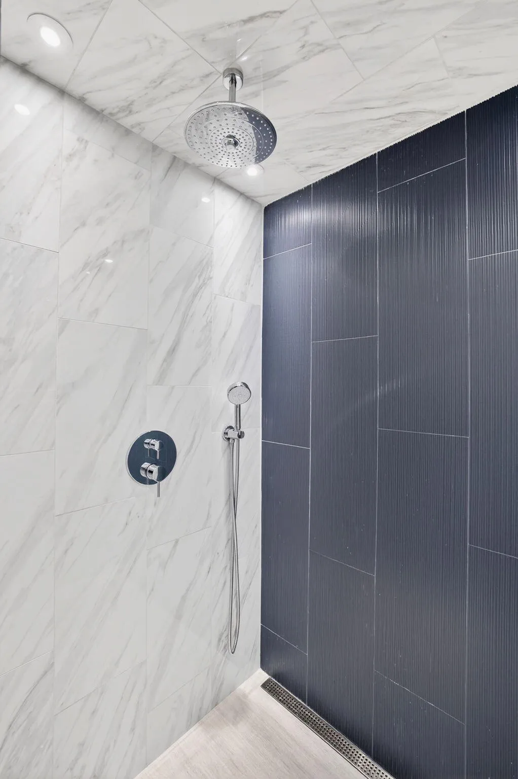 53 Guest Bath Shower