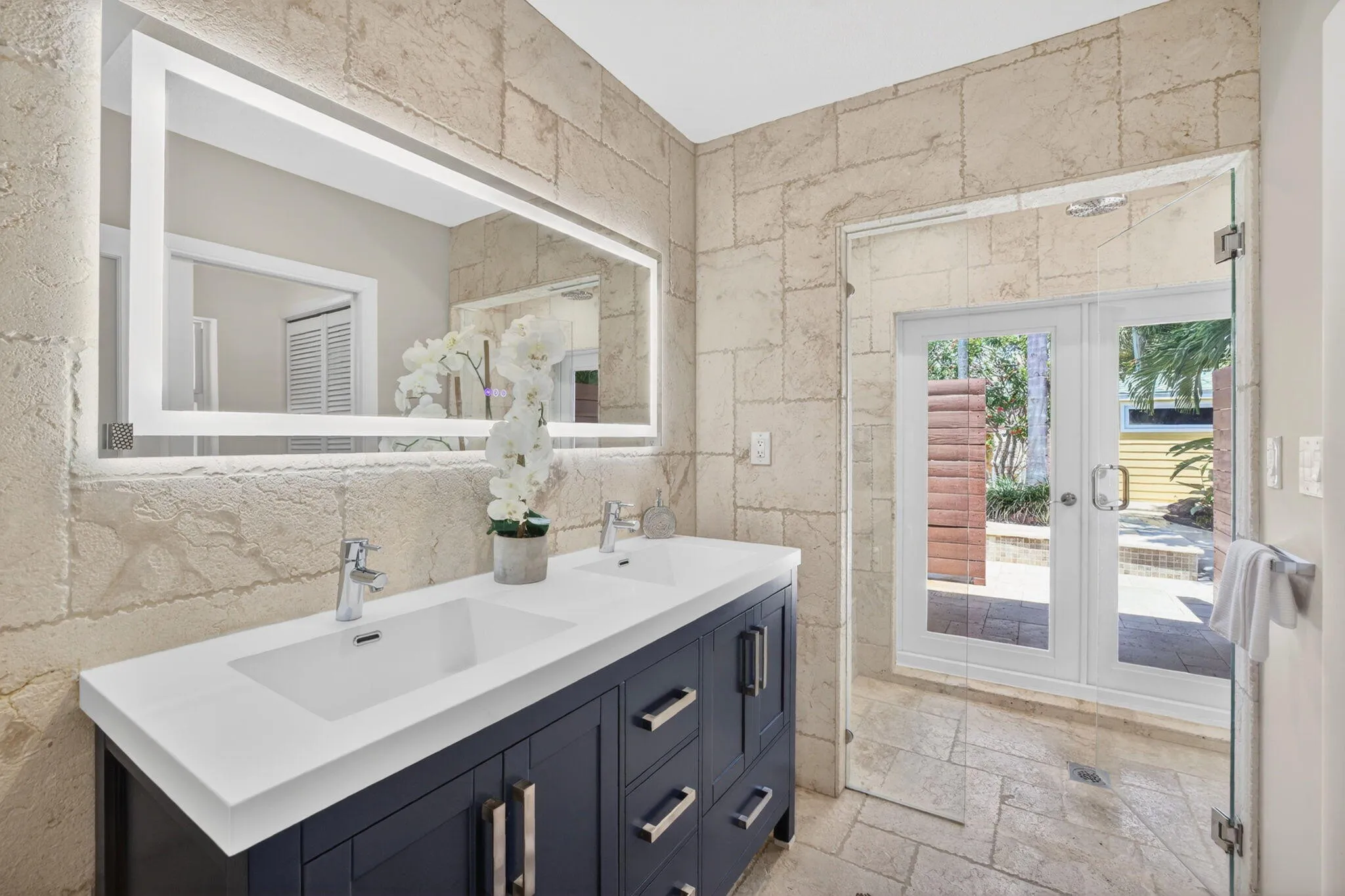 34 Primary Ensuite