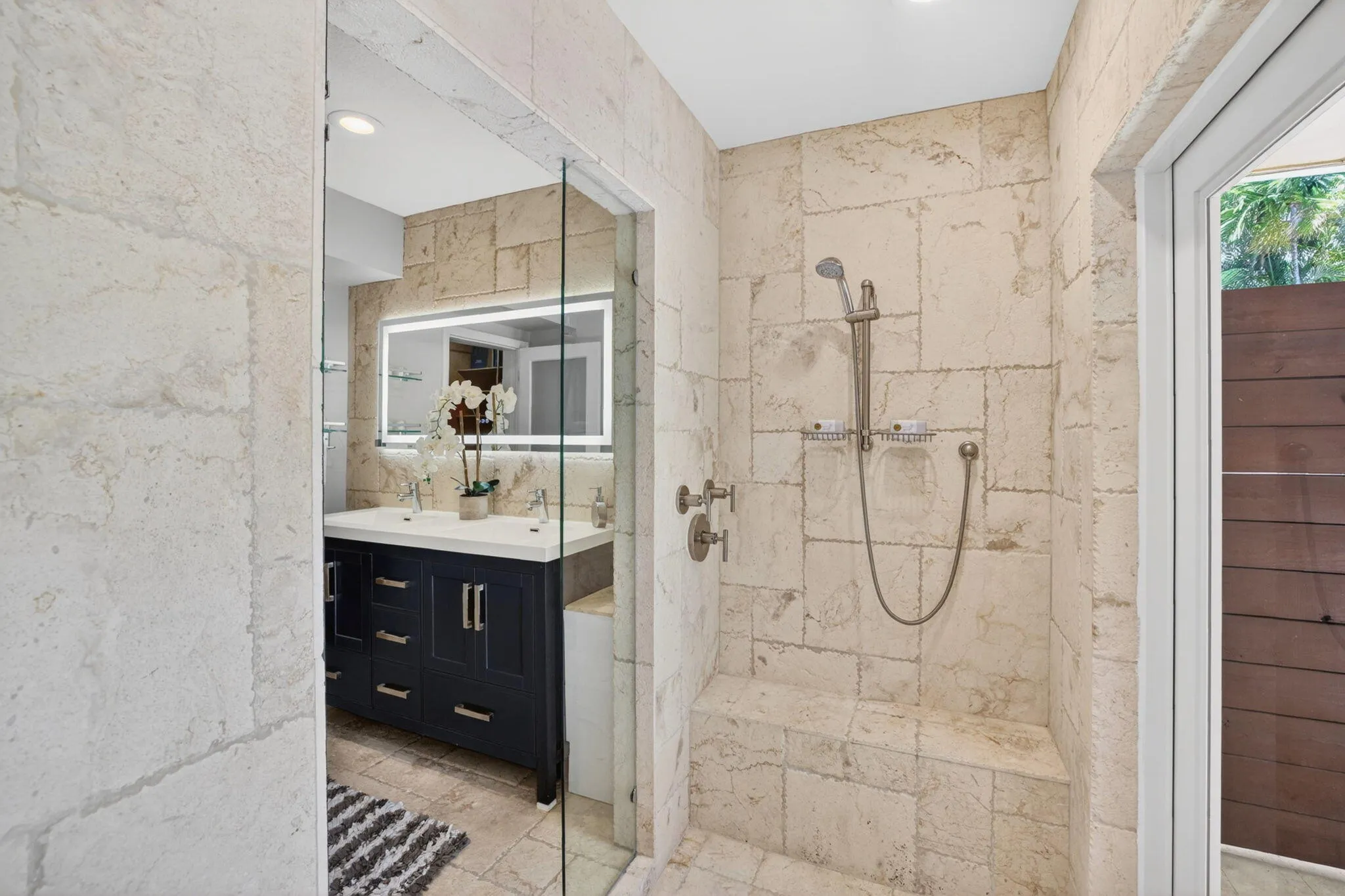 36 Ensuite Pass Through Shower