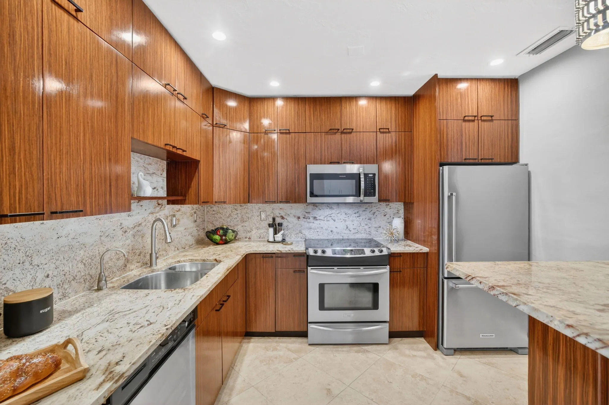 12 Kitchen