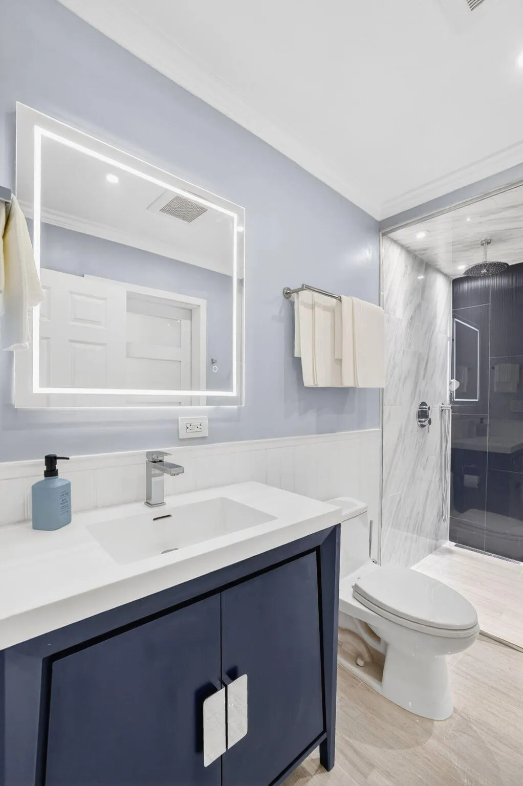 52 Guest Bath